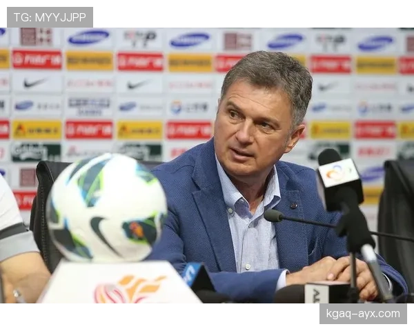 埃斯帕尼奥尔青训营再添新星，小将闪耀赛场展现惊人潜力