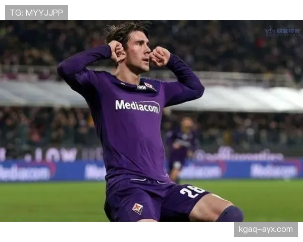 奥斯梅恩与弗拉霍维奇:传统9号的两种演绎 奥斯梅恩与弗拉霍维奇:传统9号的两种演绎