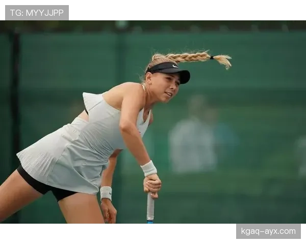 娜奥米·大阪这减压方式也太极端了，平时球场上的女战神竟然藏着个小狂野女孩？！