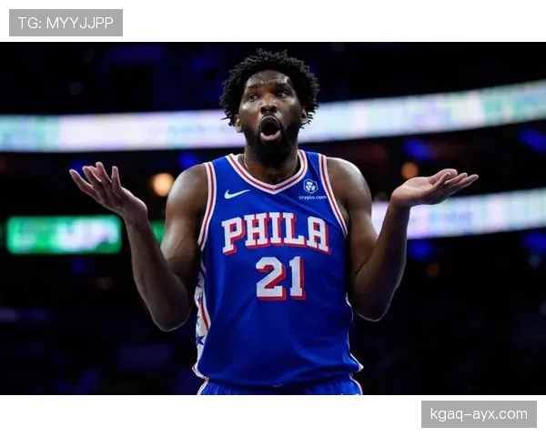 恩比德休赛期天天喝红酒配牛排，训练师说他体脂率比新秀还低